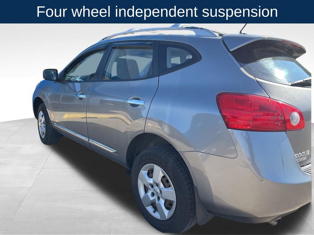 Used 2014 Nissan Rogue S w/ Convenience Package FWD image 8