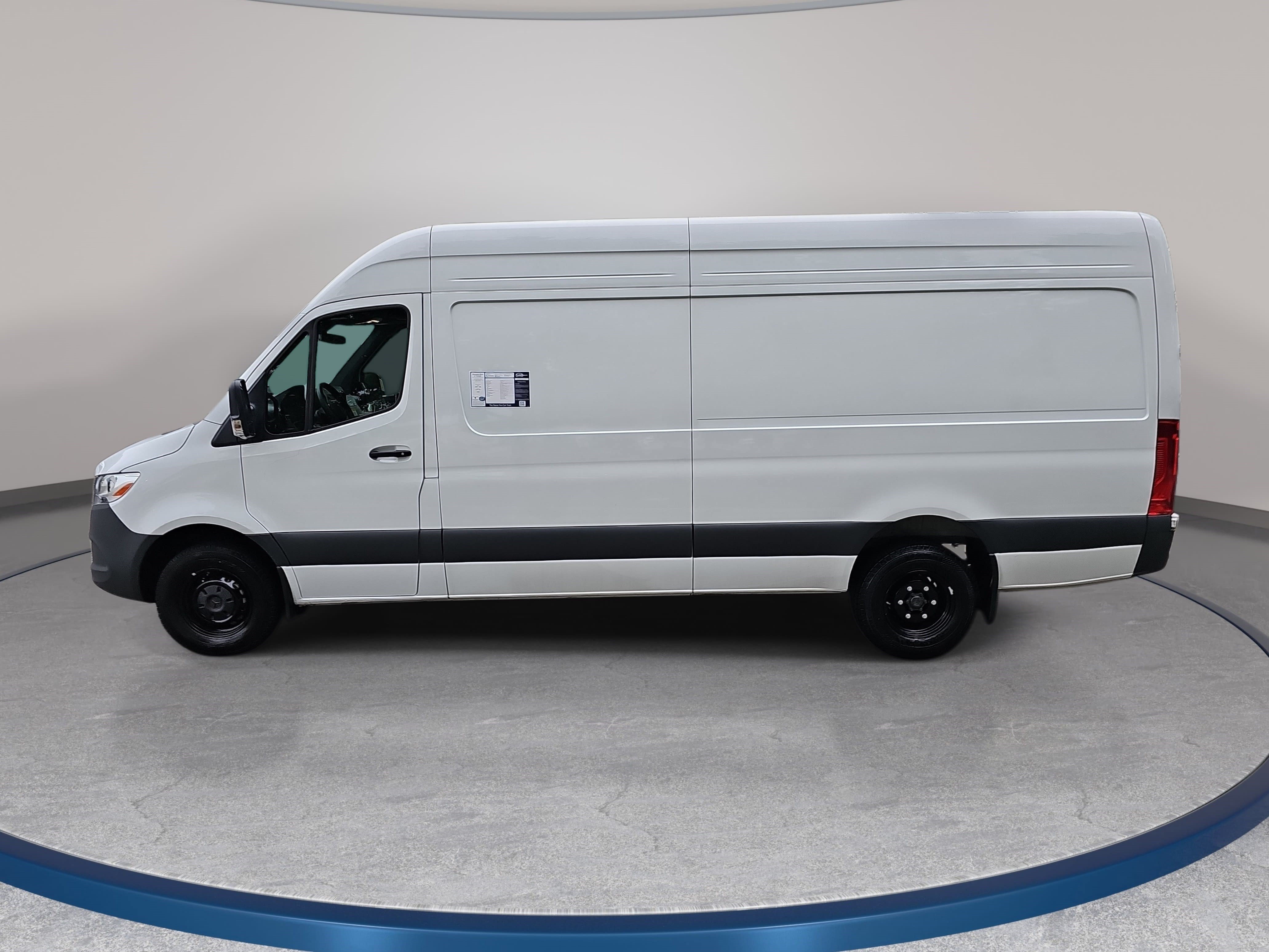 Used 2025 Mercedes-Benz Sprinter 3500 image 8