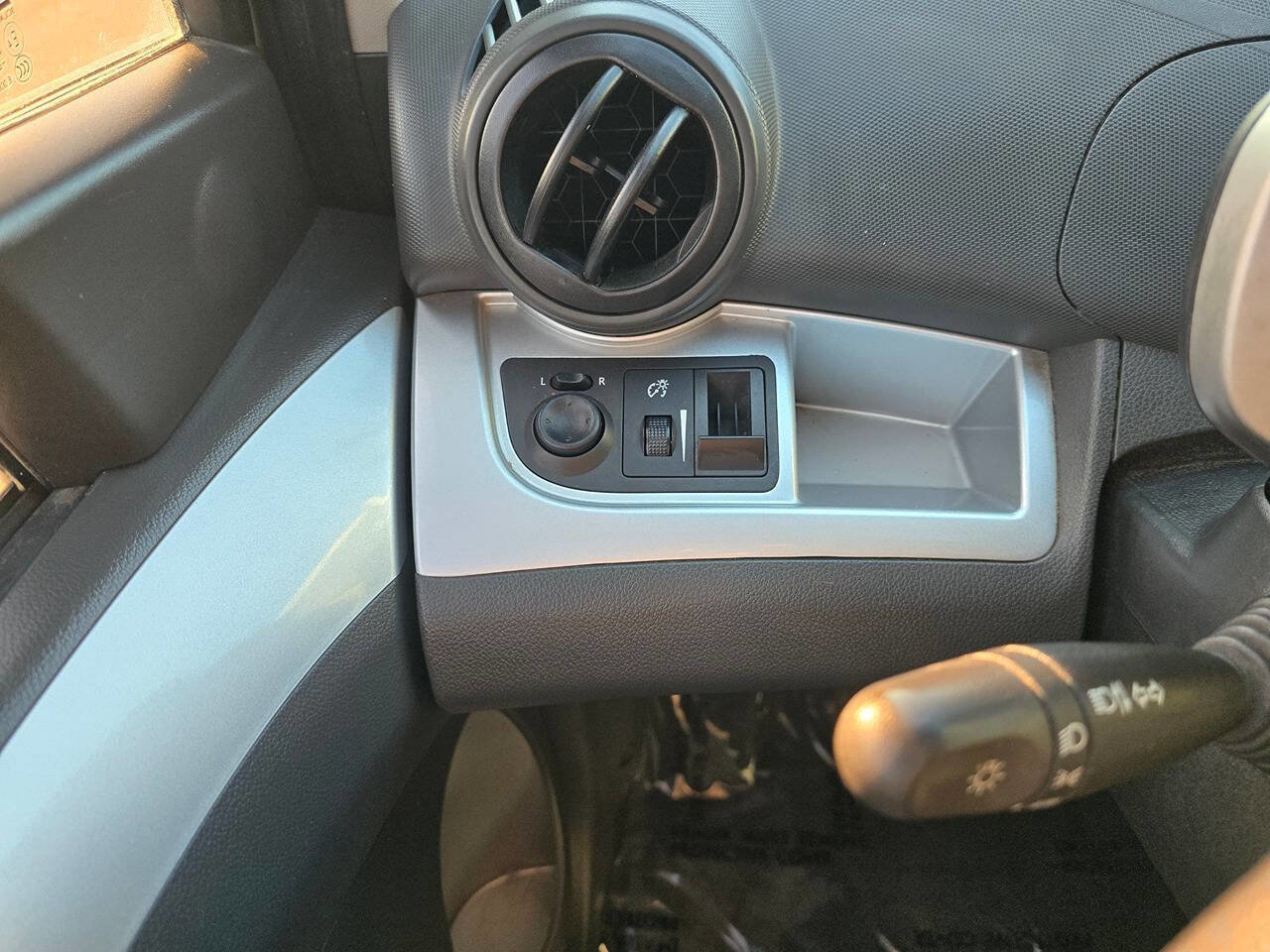 Used 2015 Chevrolet Spark LT image 23