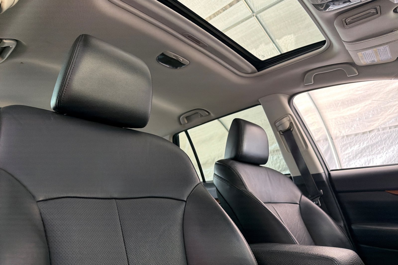 Used 2013 Subaru Outback 3.6R Limited AWD/4WD image 15