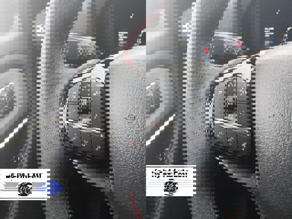 Used 2025 Ford Explorer ST-Line w/ Premium Package image 28