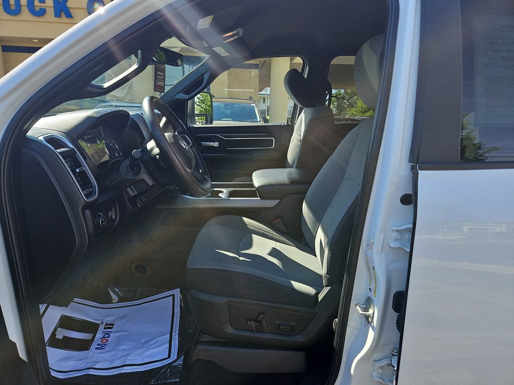 Used 2024 RAM 2500 Big Horn w/ Off Road Package AWD/4WD image 10