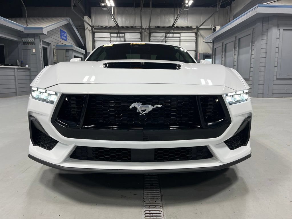 Used 2024 Ford Mustang GT Premium RWD image 2