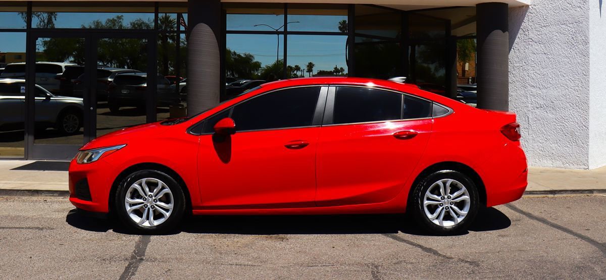 Used 2019 Chevrolet Cruze LS w/ LS Convenience Package FWD image 8