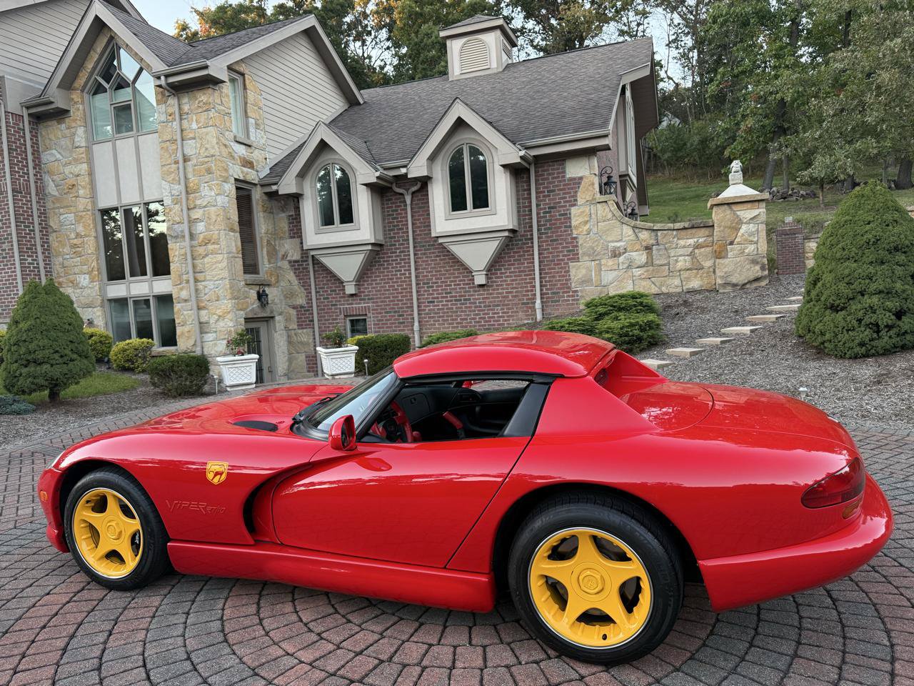 Used 1996 Dodge Viper RT/10 RWD image 5