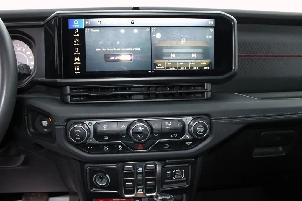 Used 2024 Jeep Wrangler Unlimited Rubicon image 17