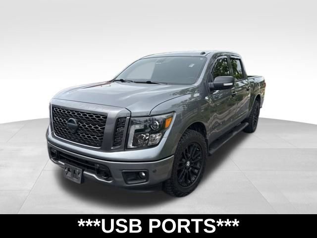 Used 2019 Nissan Titan SV w/ SV Convenience Package AWD/4WD image 5