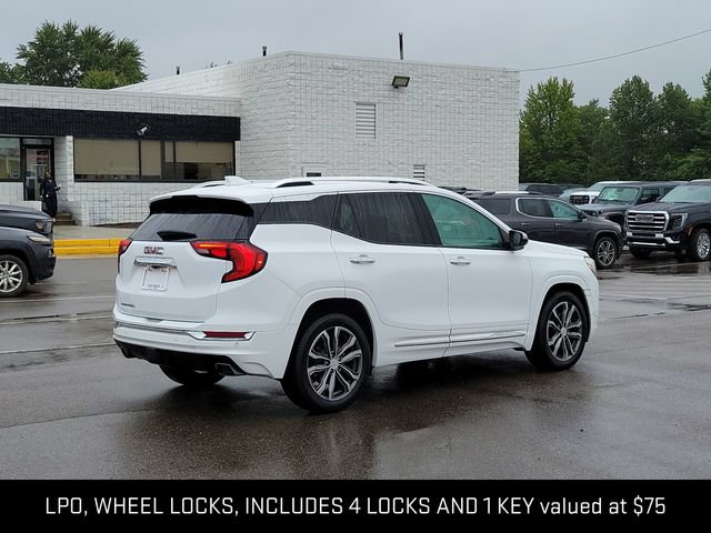 Used 2020 GMC Terrain Denali w/ LPO, Floor Liner Package FWD image 4