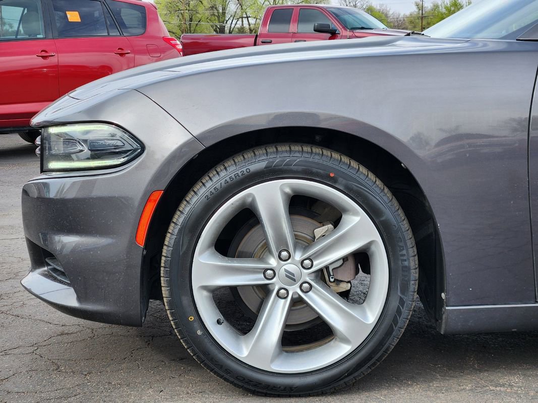 Used 2018 Dodge Charger SXT Plus w/ Quick Order Package 29J RWD image 11