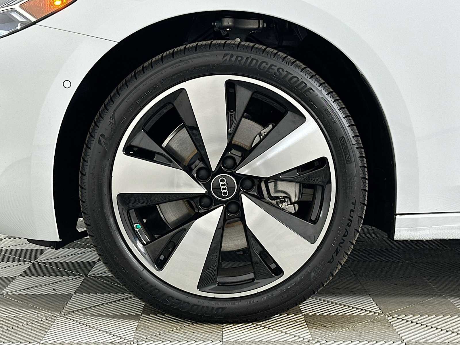 New 2025 Audi A5 2.0T Prestige image 29