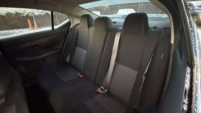 Used 2024 Nissan Sentra SV image 31