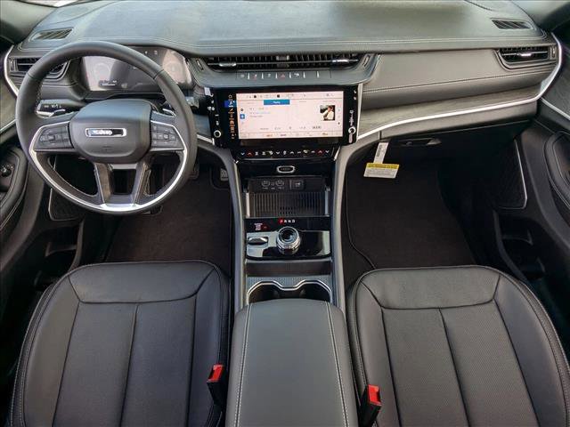 New 2026 Jeep Grand Cherokee Limited Reserve image 15