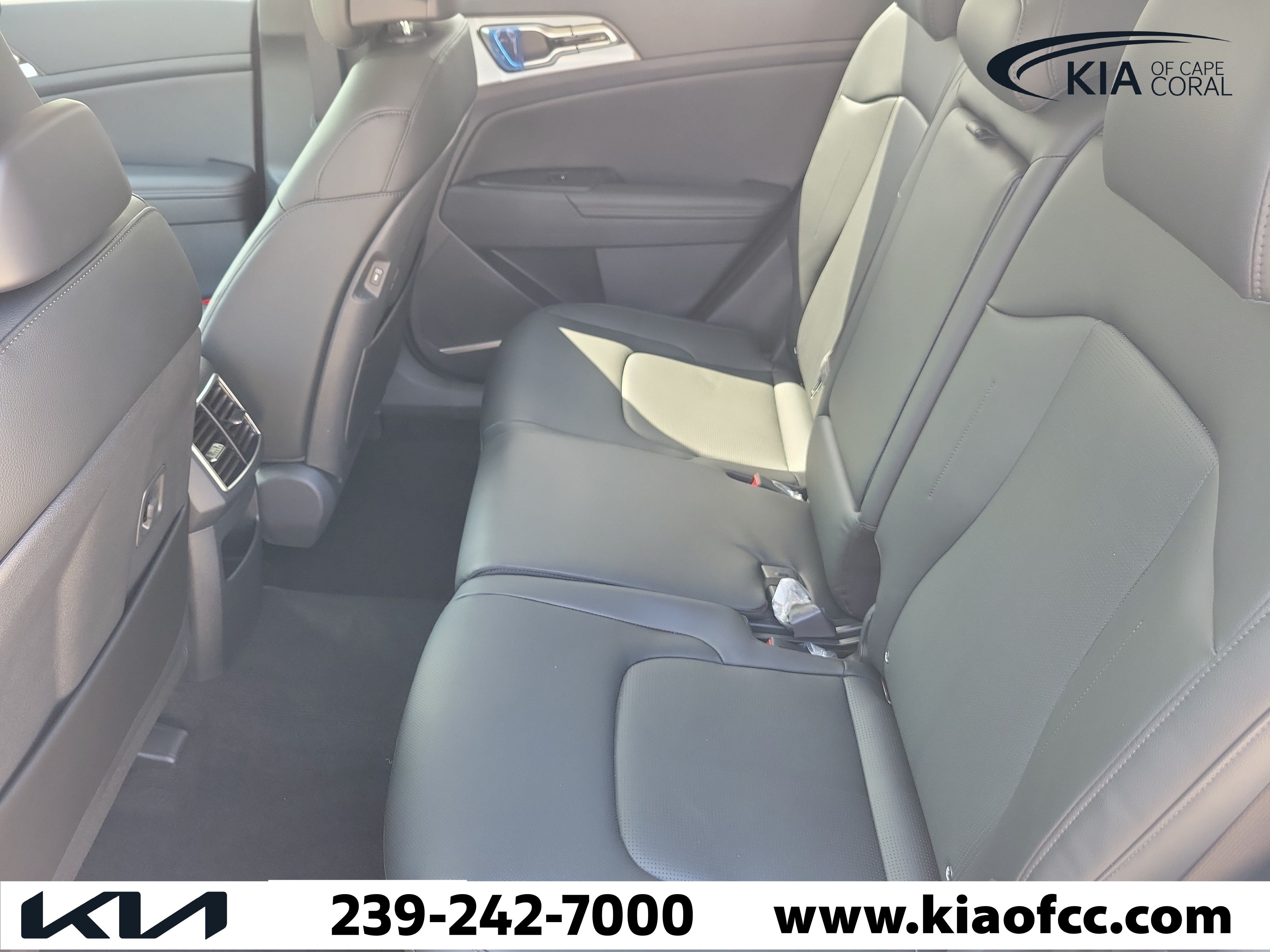 New 2027 Kia Sportage EX AWD/4WD image 13