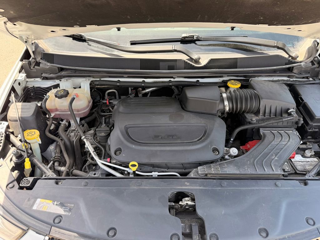 Used 2021 Chrysler Pacifica Touring-L FWD image 29