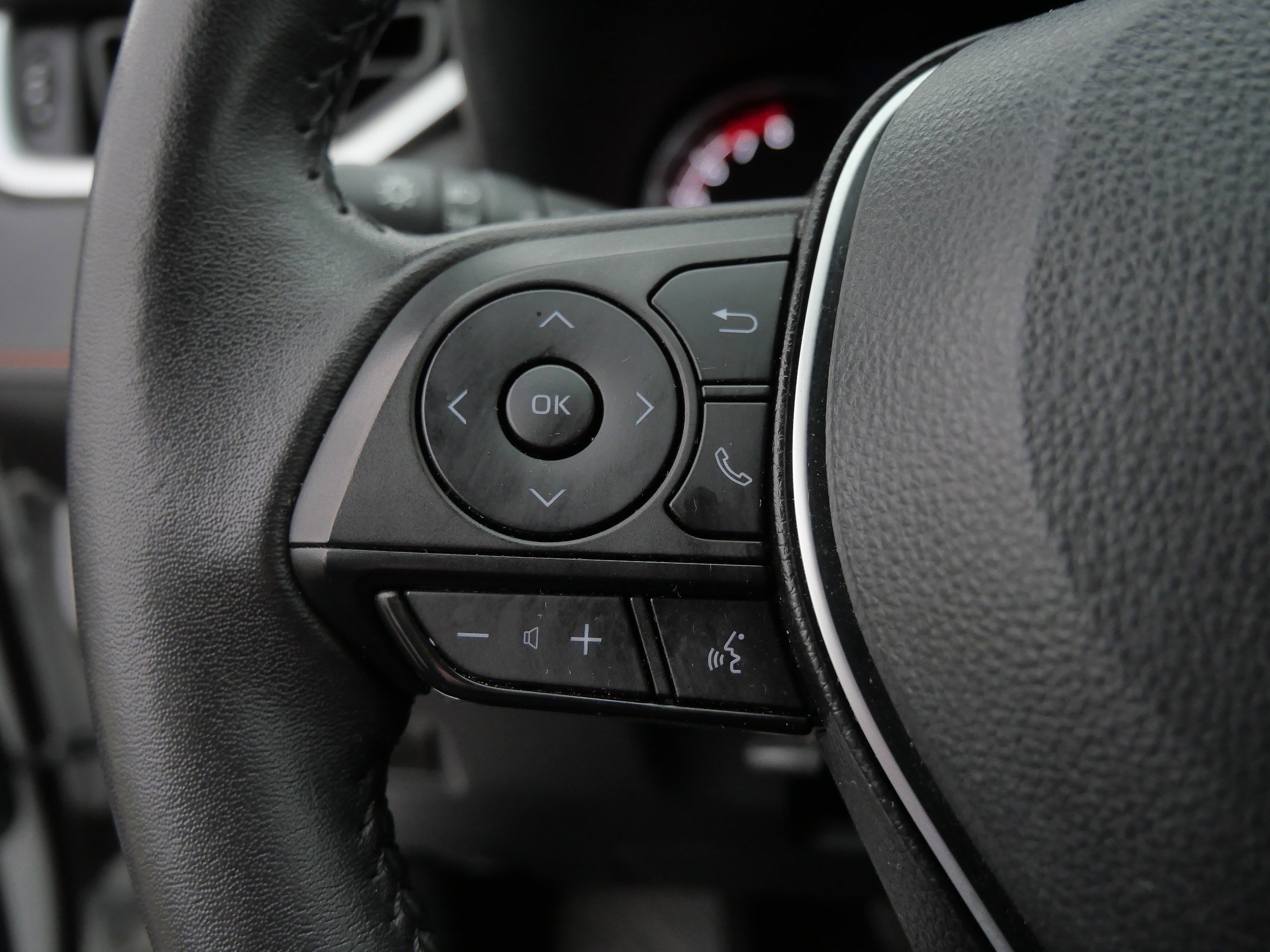 Certified 2024 Toyota RAV4 Adventure AWD/4WD image 28