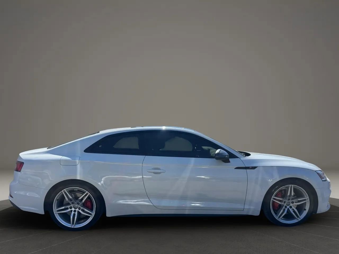 Used 2019 Audi A5 2.0T Premium Plus w/ Premium Plus AWD/4WD image 6