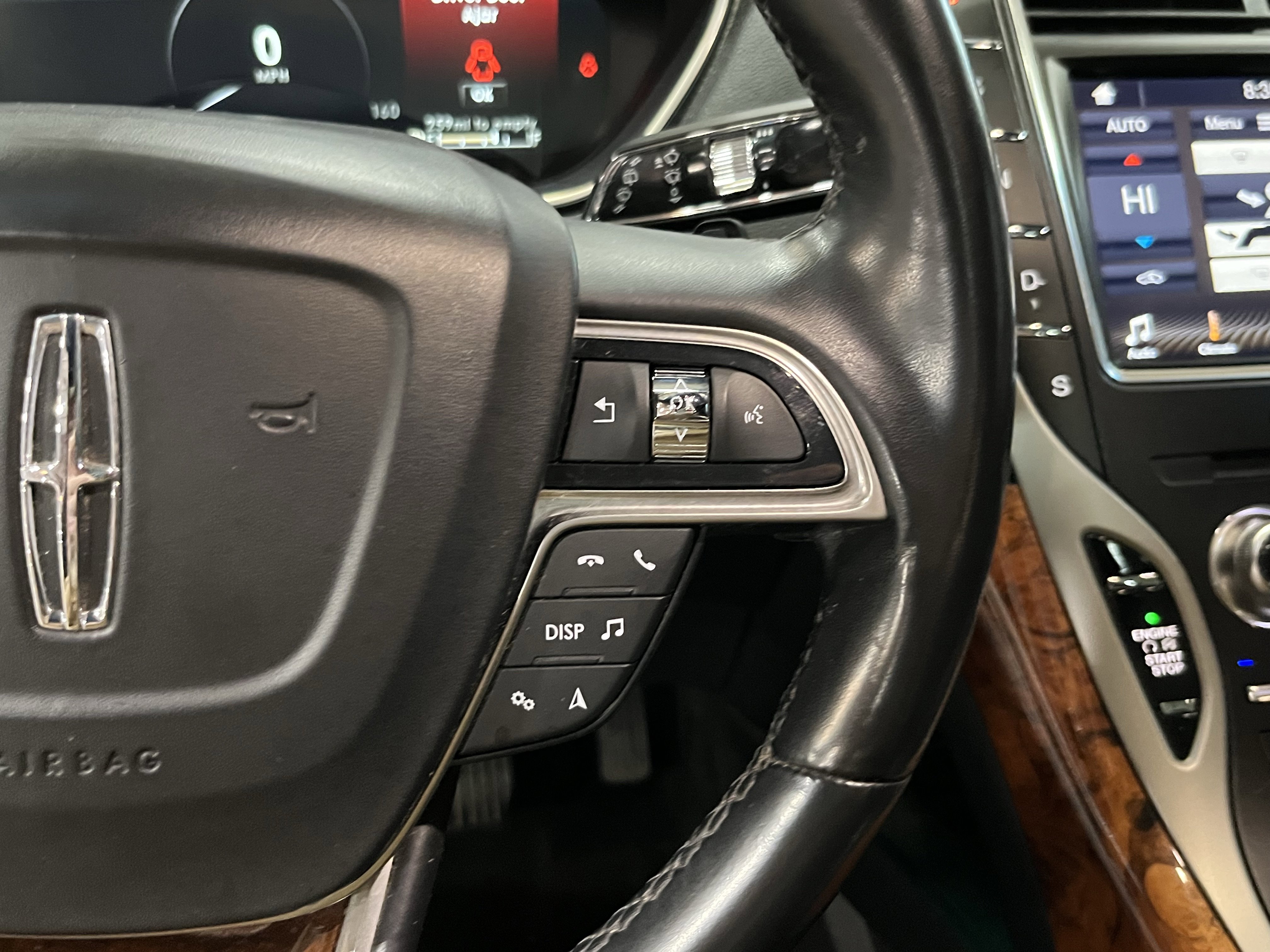 Used 2019 Lincoln Nautilus Reserve image 23