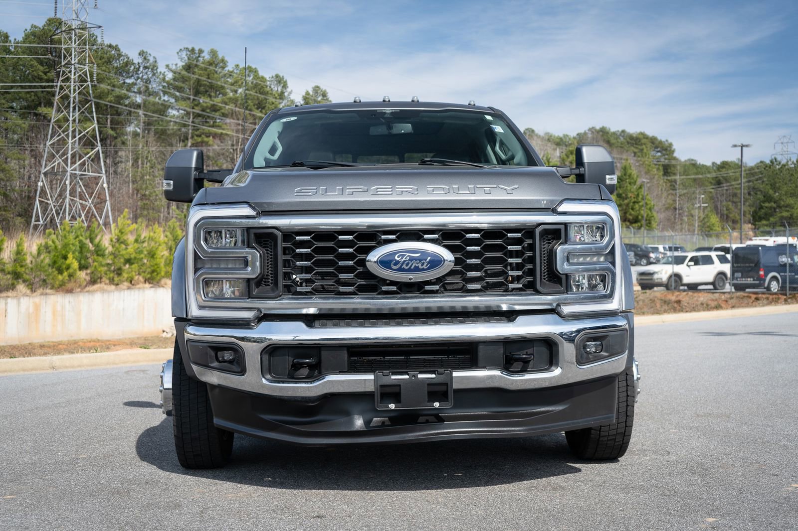 Used 2023 Ford F450 Lariat w/ FX4 Off-Road Package image 8