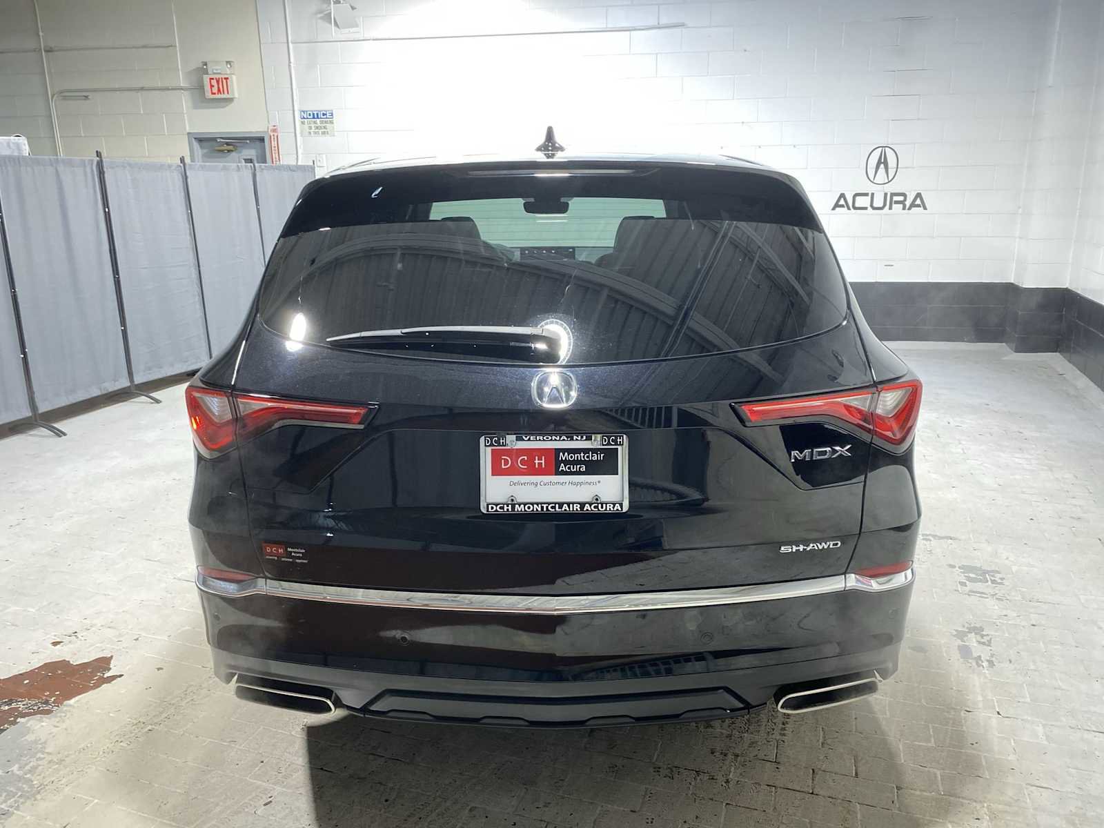 Certified 2023 Acura MDX SH-AWD w/ Technology Package image 5
