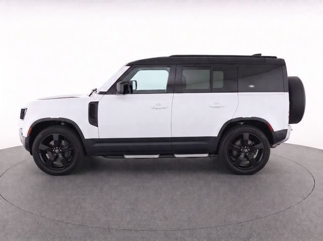 Used 2023 Land Rover Defender 130 SE AWD/4WD image 6