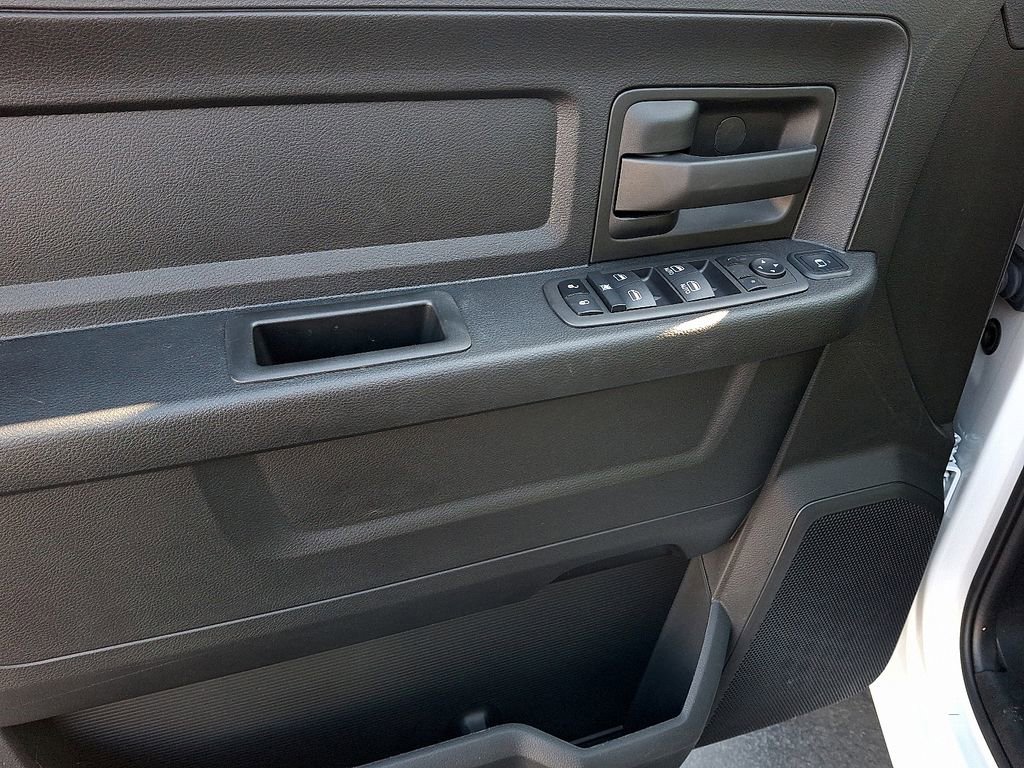 Used 2023 RAM 3500 Tradesman w/ Chrome Appearance Group image 12