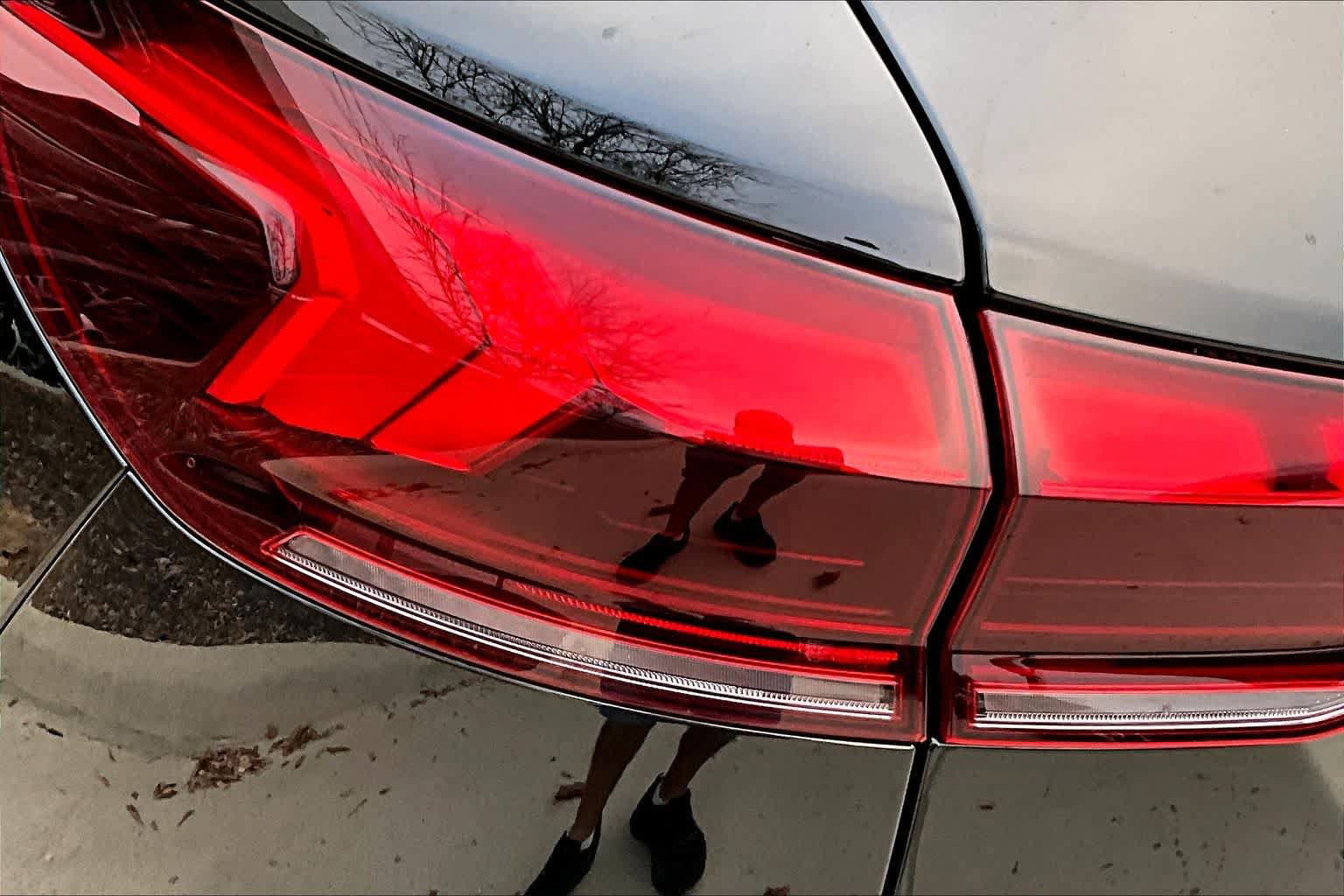 New 2025 Audi Q6 e-tron Premium AWD/4WD image 14