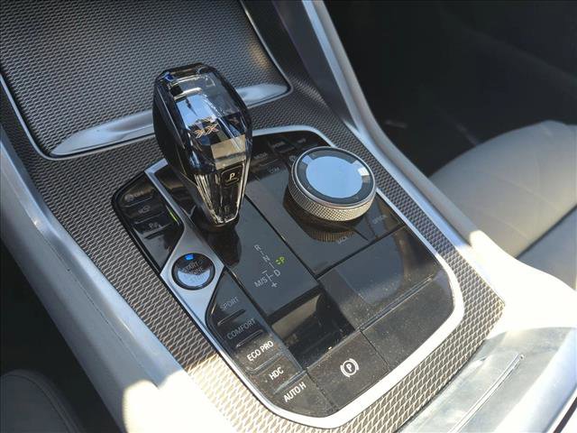 Used 2023 BMW X6 xDrive40i w/ Executive Package image 11