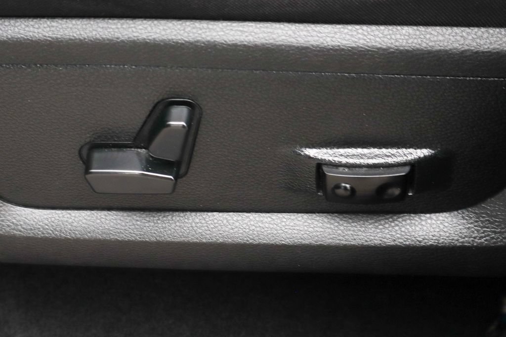 Used 2018 RAM 1500 Sport w/ Hydro Blue Sport Package RWD image 20