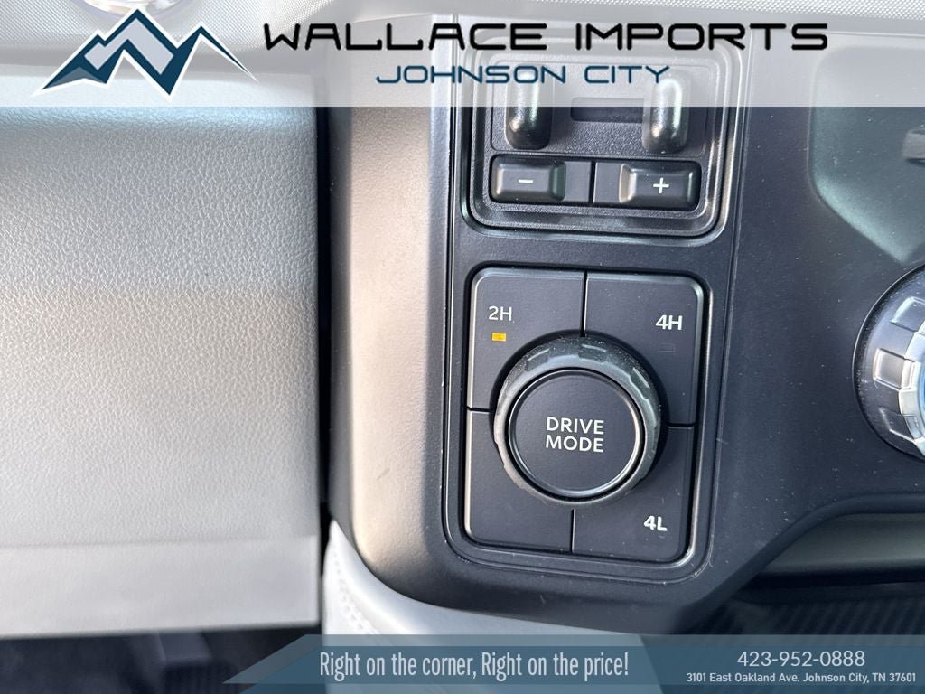 Used 2023 Ford F450 Limited AWD/4WD image 30