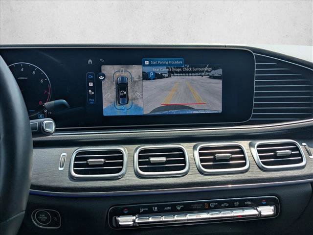 Used 2025 Mercedes-Benz GLS 450 4MATIC image 13