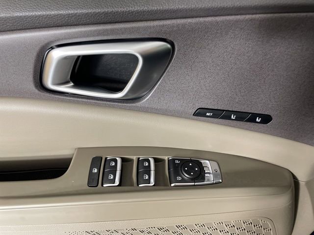 New 2026 Kia Carnival EX image 16