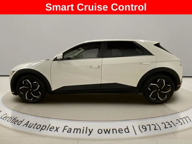 Used 2024 Hyundai Ioniq 5 SE RWD image 2