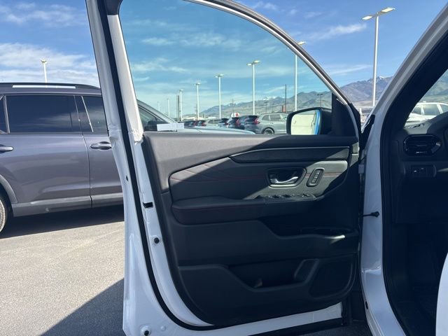 New 2026 Honda Pilot Black Edition image 10