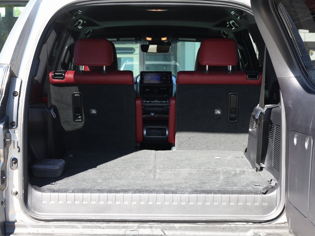 Used 2023 Lexus GX 460 Luxury image 8