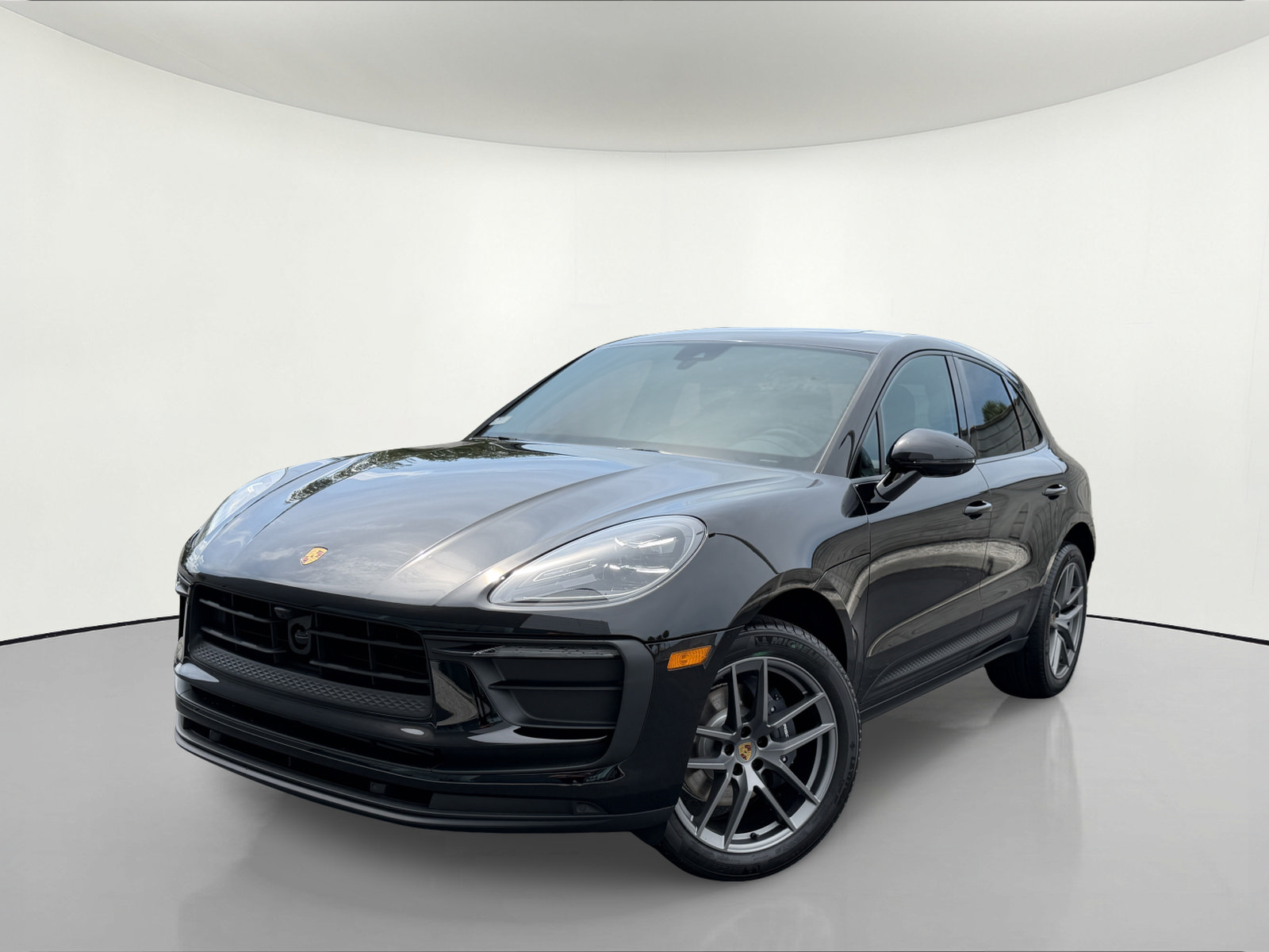 New 2026 Porsche Macan AWD/4WD image 1