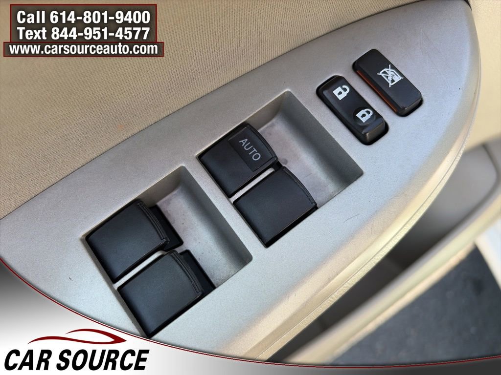 Used 2011 Toyota Corolla LE image 14