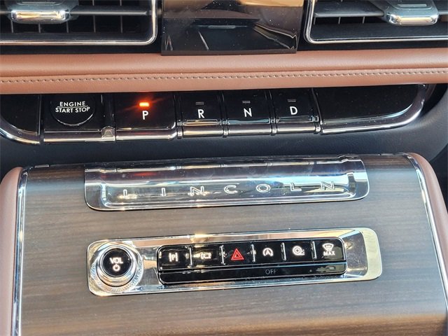 New 2025 Lincoln Aviator Reserve w/ Equipment Group 201A image 23