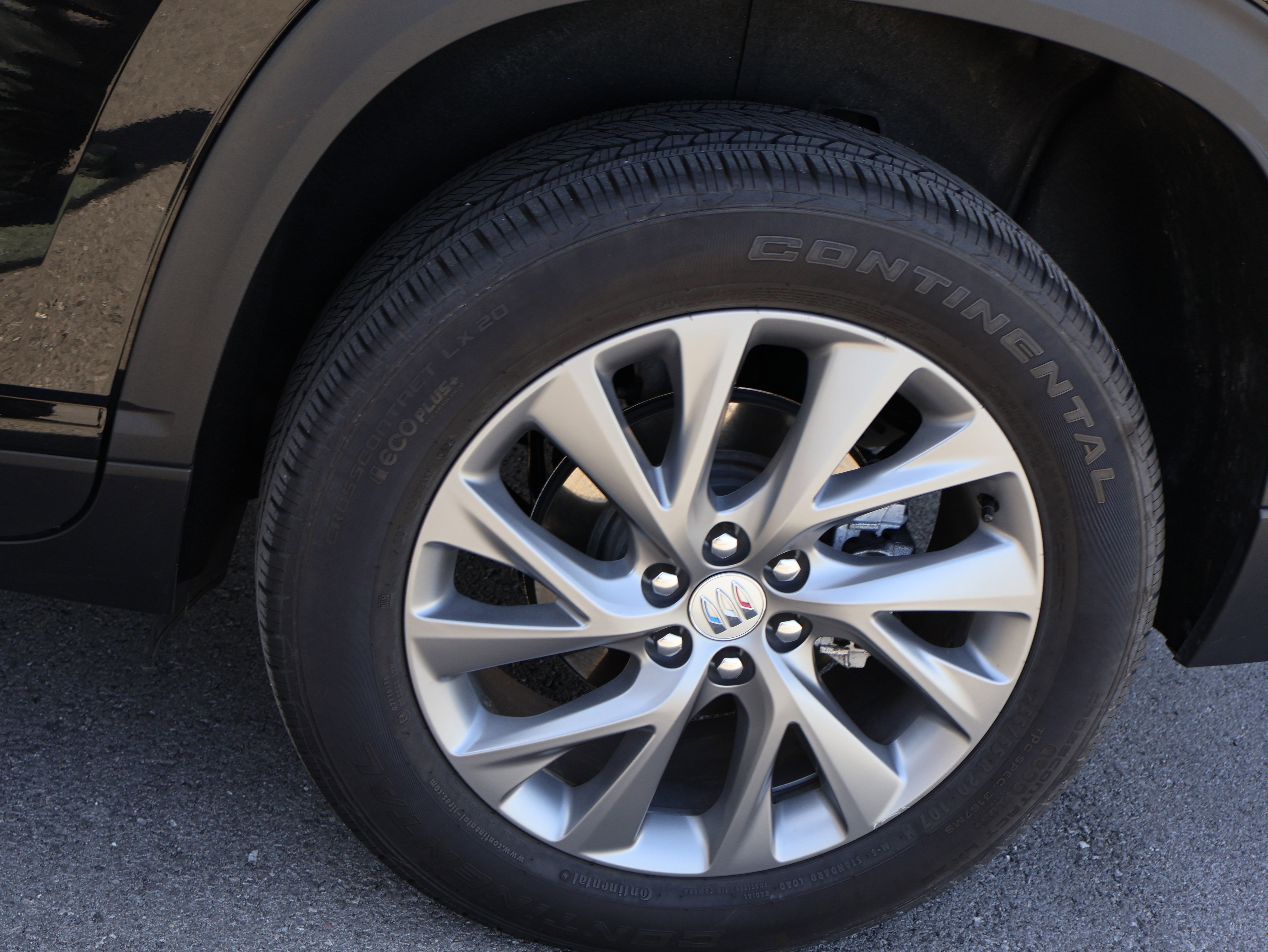 Used 2025 Buick Enclave Preferred image 38