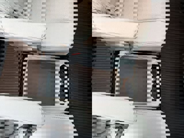 Used 2020 Honda Pilot Elite image 24