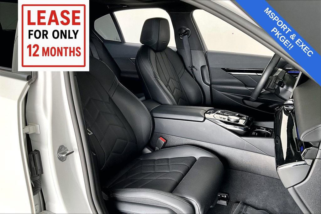 Used 2024 BMW 530i 530i w/ M Sport Package image 11