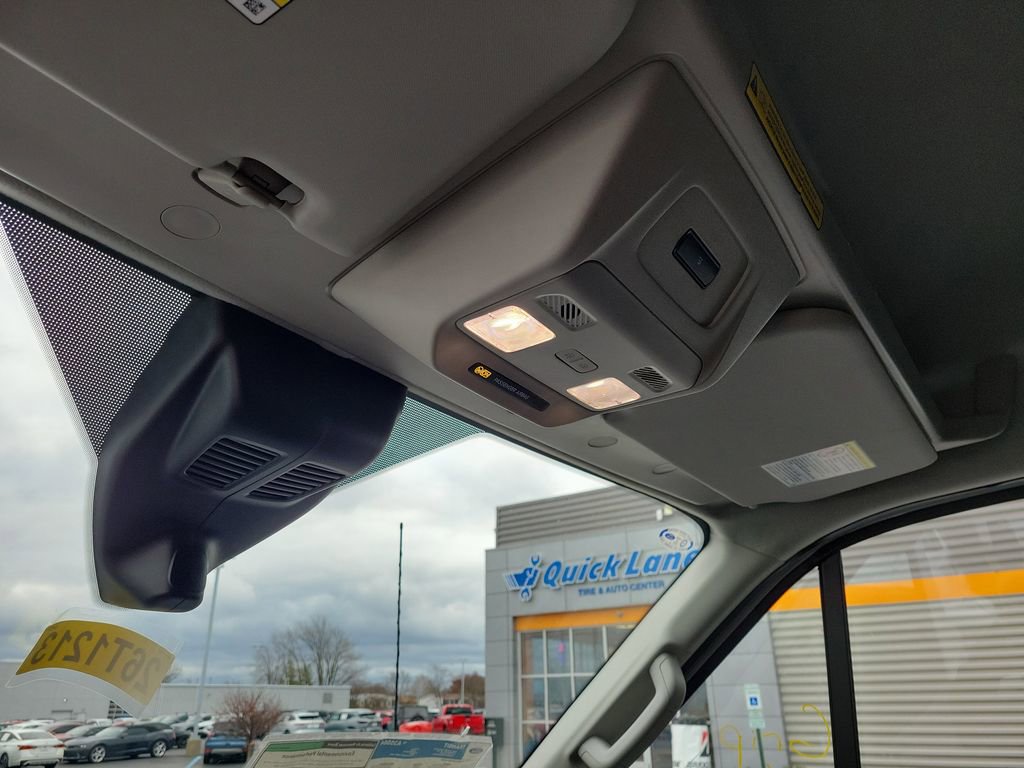 New 2026 Ford Transit 250 148 Medium Roof image 32