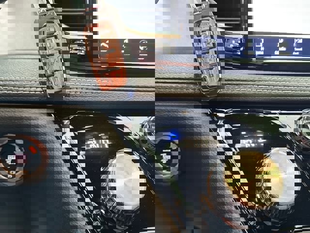 New 2026 Chrysler Pacifica Select image 27