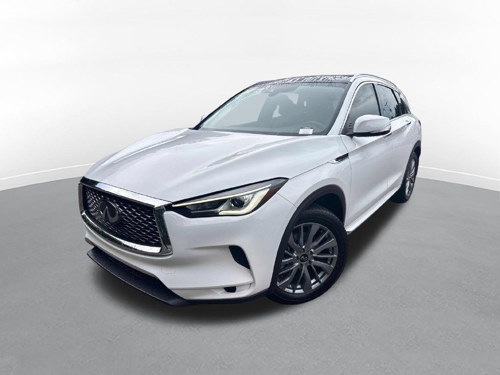 Used 2025 INFINITI QX50 Luxe AWD/4WD image 2