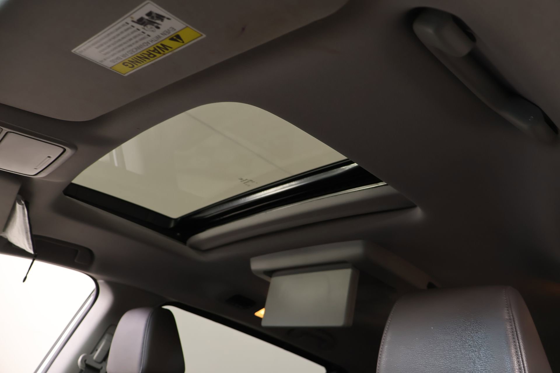 Used 2018 Honda Odyssey Touring image 16