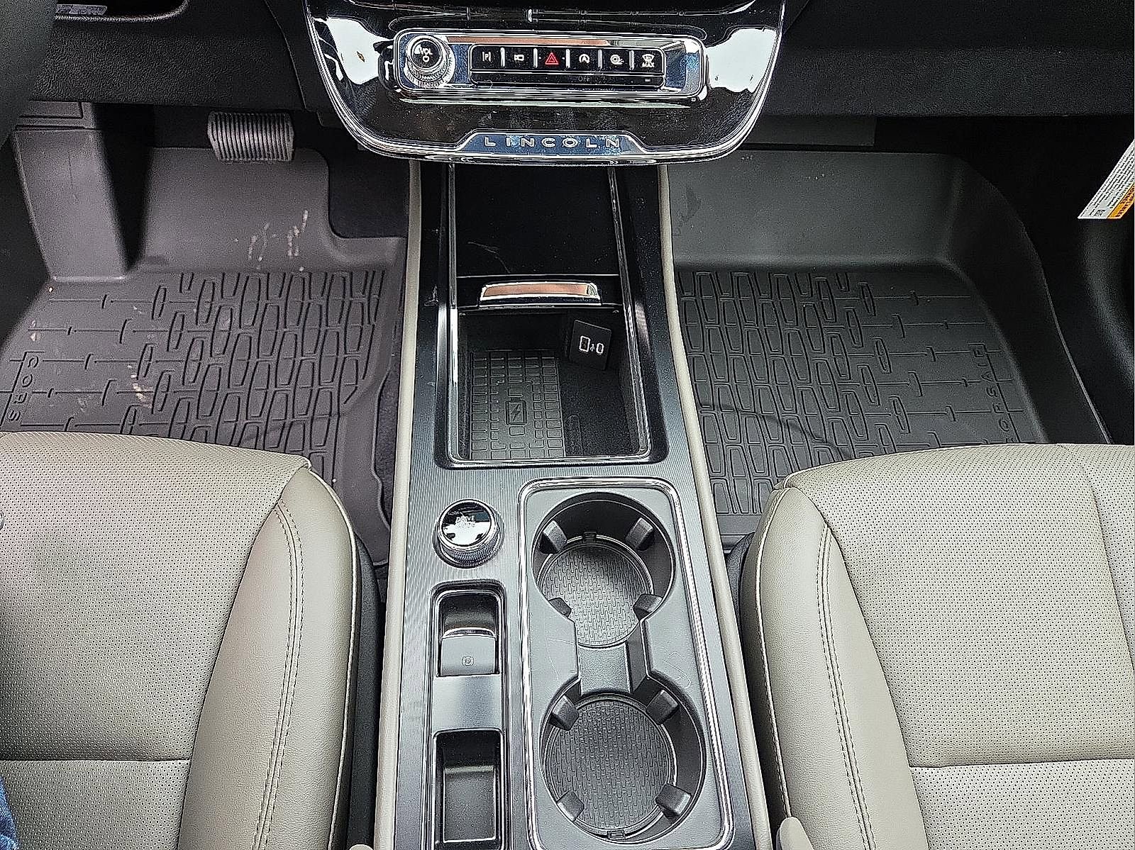 New 2026 Lincoln Corsair Premiere AWD/4WD image 25