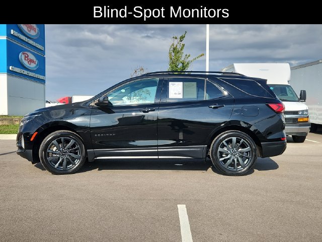 Used 2023 Chevrolet Equinox RS FWD image 4