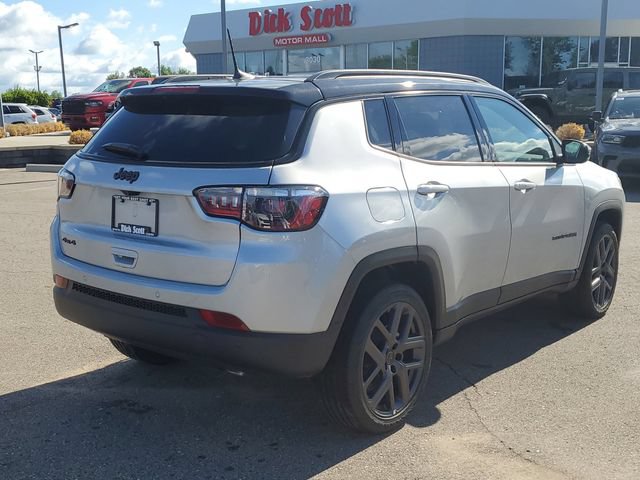 New 2026 Jeep Compass Limited AWD/4WD image 7