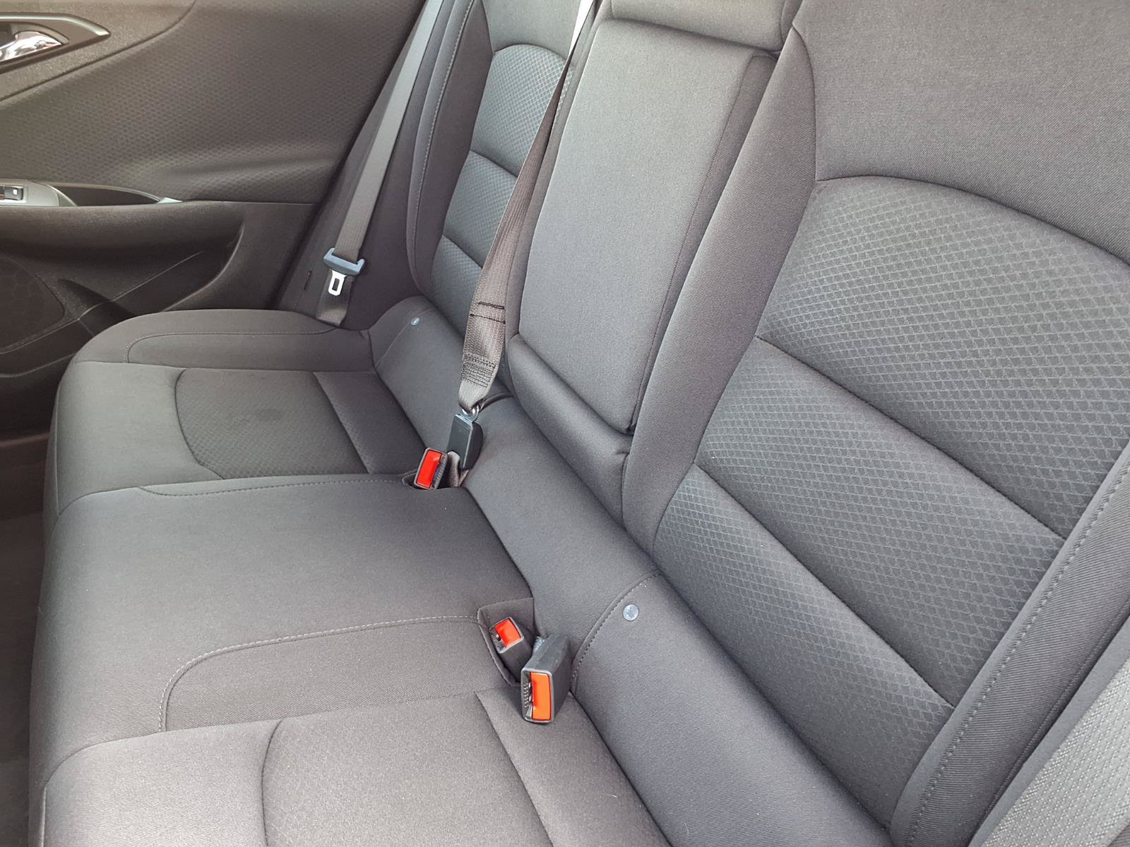 Used 2025 Chevrolet Malibu LT FWD image 7