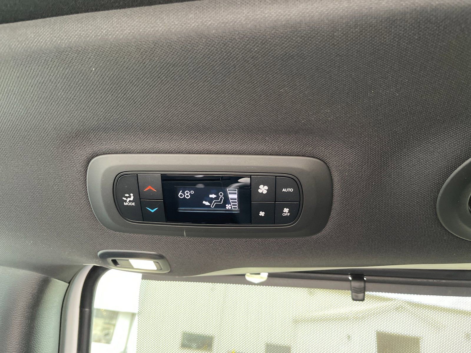 New 2026 Chrysler Pacifica Select AWD/4WD image 14