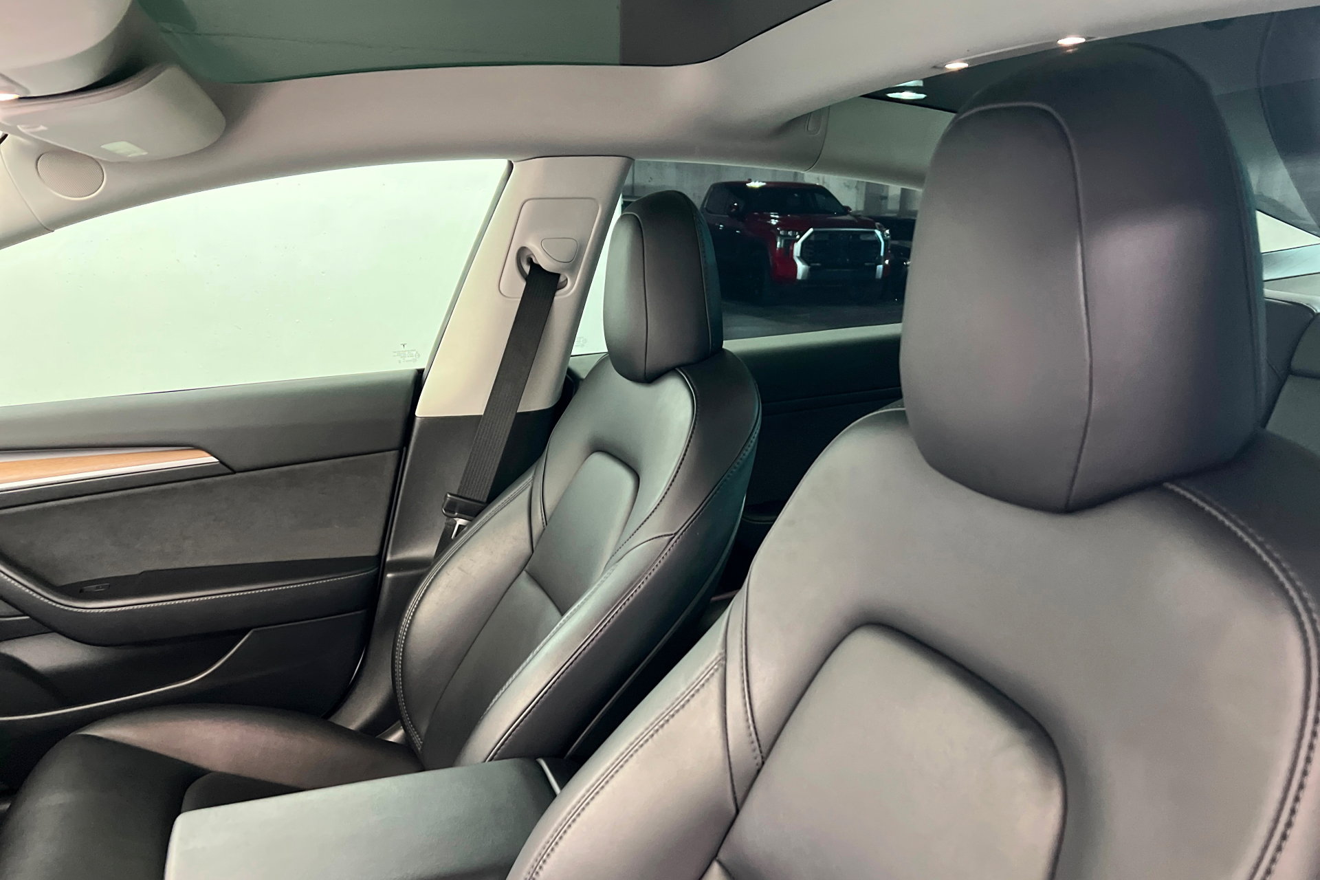 Used 2023 Tesla Model 3 Performance image 17